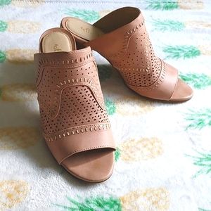 Altar'd State Mules / Sandals in Blush 8.5